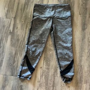 Gray athletic leggings, size small
